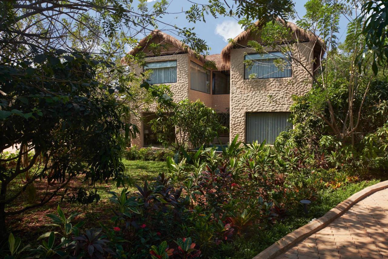 Larisa Resort Ashwem Mandrem Εξωτερικό φωτογραφία